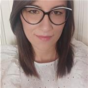 Insegnante di italiano, storia, geografia e latino. Impartisco lezioni private e dopo scuola privati, a Bari e anche da remoto.